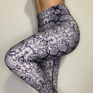 Snake print athletic full length leggings
